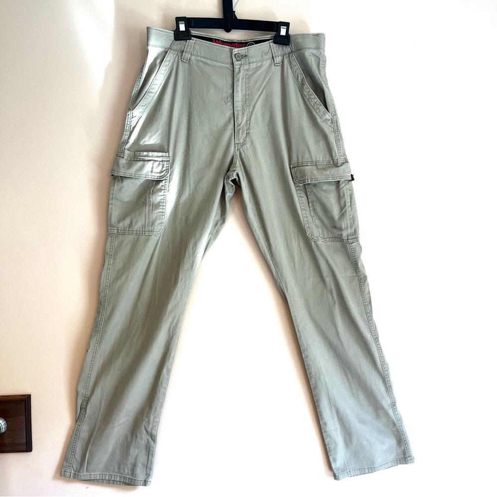 Wrangler Pants Men's size 36x34, All Terrain Gear, Khaki Work Pants